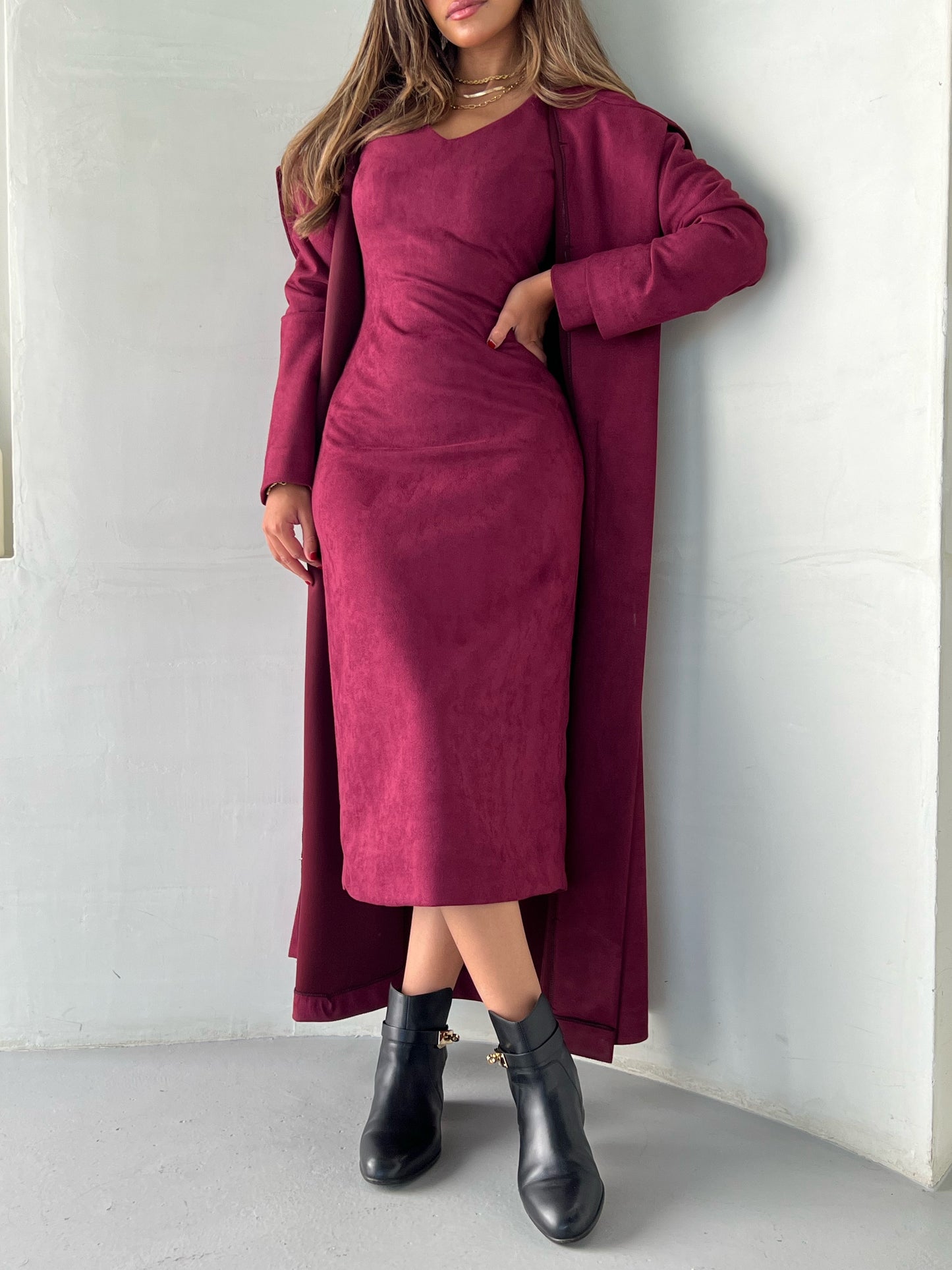 EVELYN MAROON