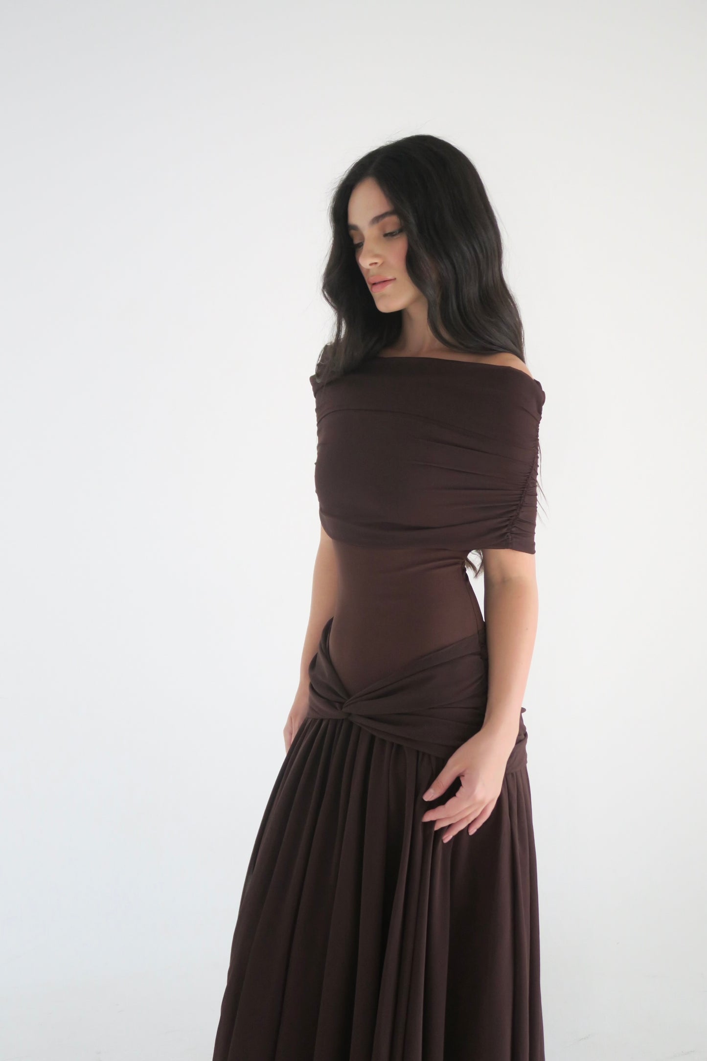 Gisele burgundy