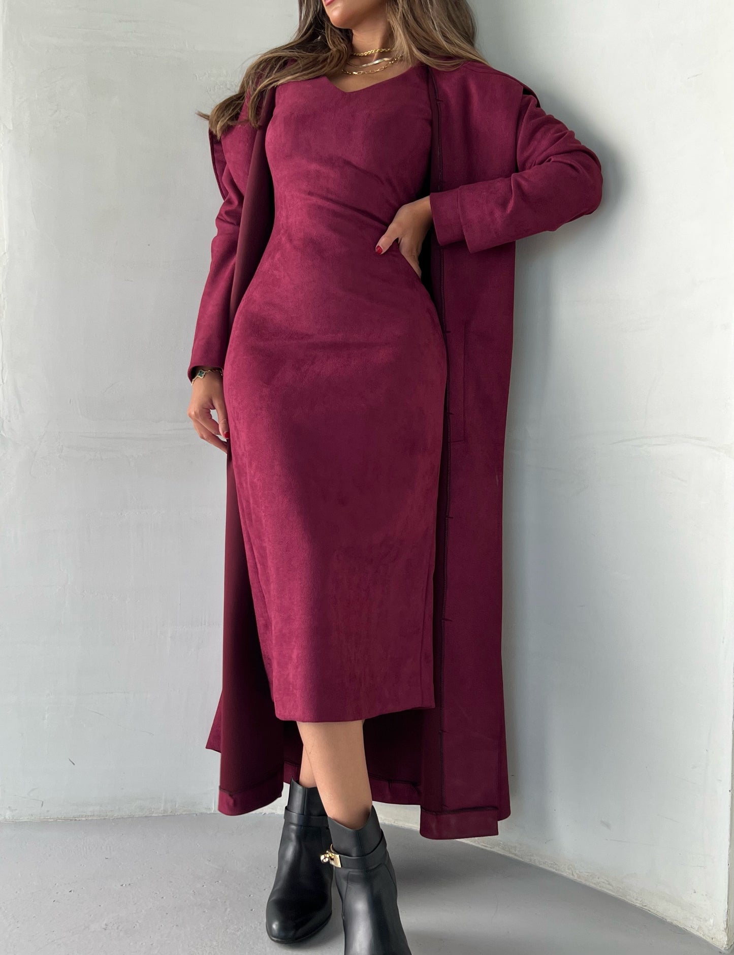 EVELYN MAROON