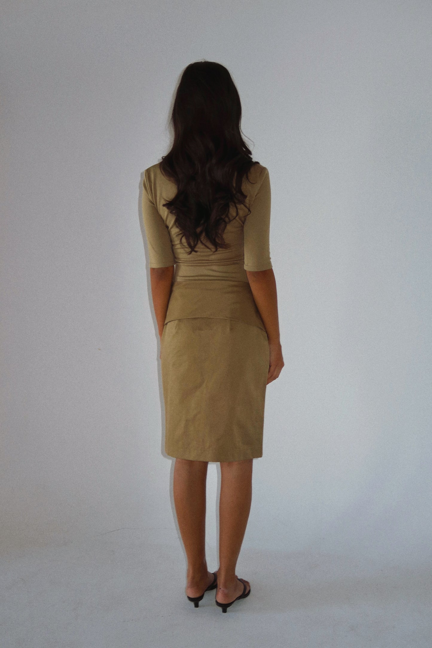 Aria in Tan