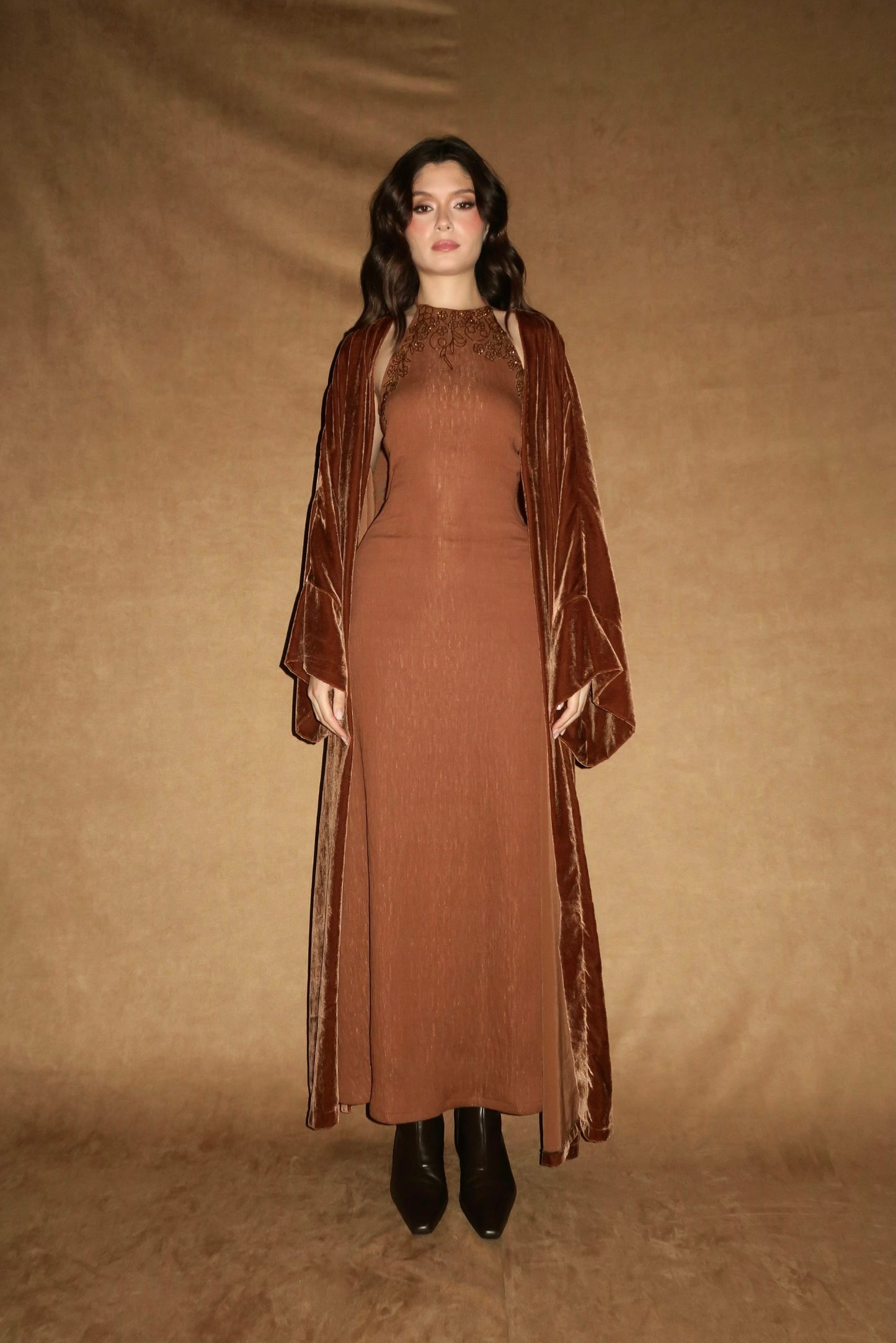 Daliya in terracotta